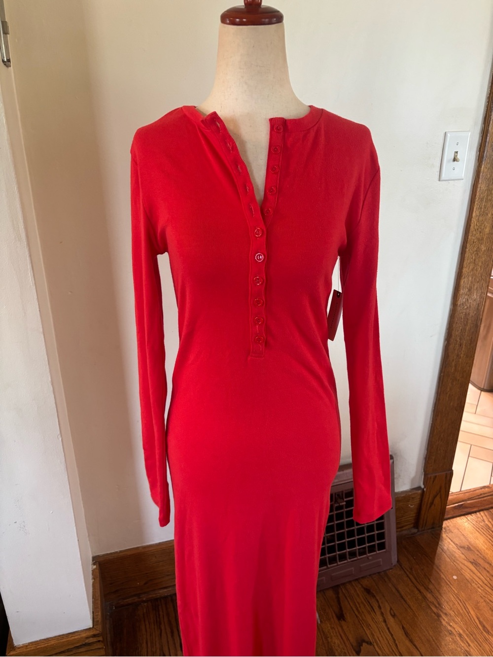 NWT Daily Practice Size Medium Long-Sleeve Henley Maxi Dress Bright Red - Picture 3 of 6